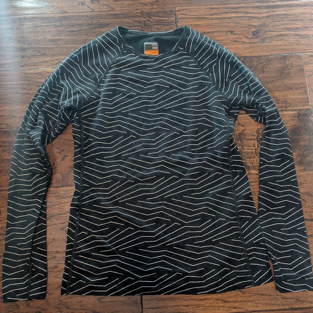 Icebreaker Youth Size 12 Years Black and White  Merino Wool Long Sleeve Top